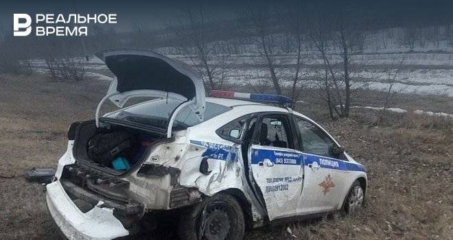 Соцсети: в Татарстане в аварию попал экипаж ДПС