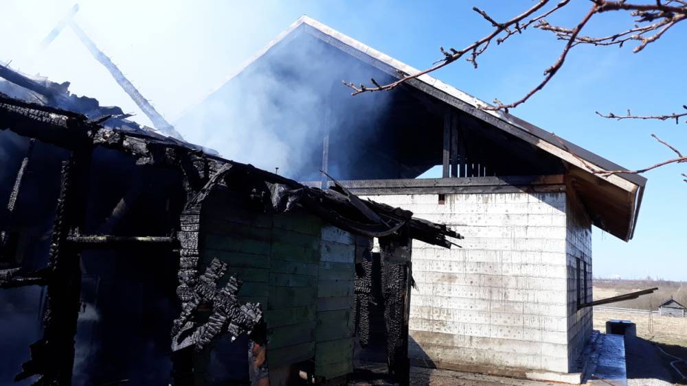 Житель Старорусского района пострадал при пожаре жилого дома