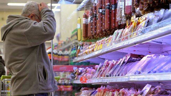 Ослабления рубля на вызывало изменения цен в магазинах