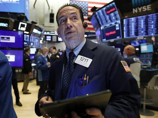 Биржевые торги остановлены после 5-процентного обвала индекса S&P 500
