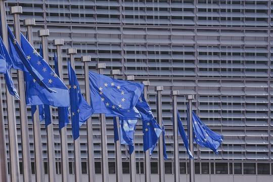 В Еврокомиссии прокомментировали влияние коронавируса на экономику Евросоюза