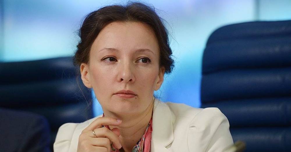 Кузнецова назвала поправку о семье и детях показателем здорового общества