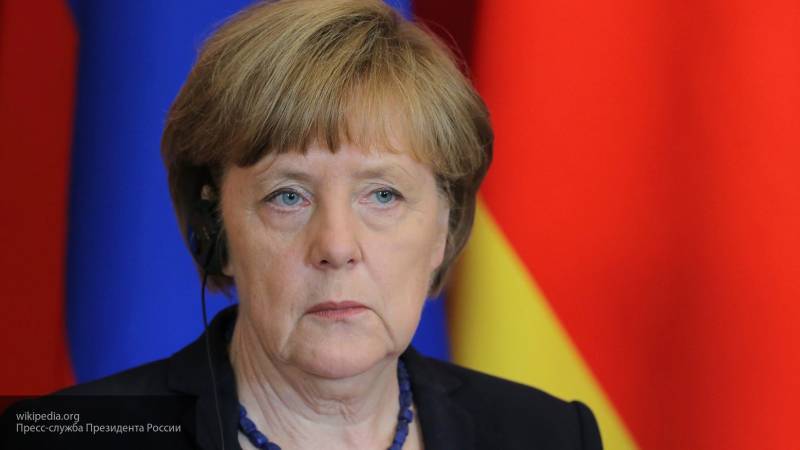 Меркель заявила, что нужно выиграть время для создания вакцины от коронавируса