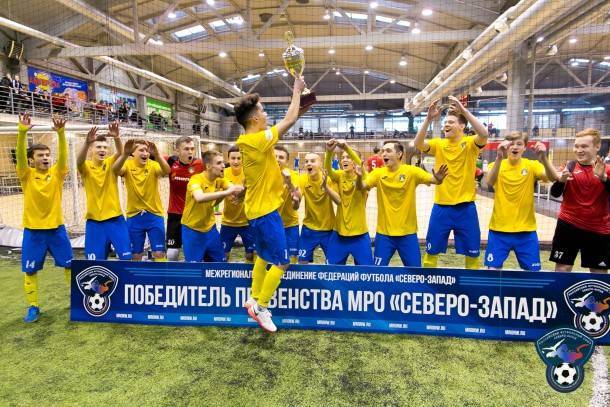 Футболисты из Сыктывкара завоевали бронзу Первенства России
