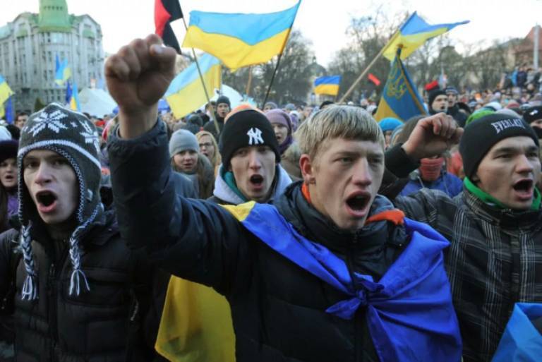 «Это подарок для Украины!» – неонацисты ликуют от падения цен на нефть