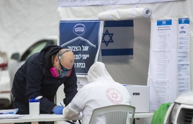 Власти Израиля ввели обязательный карантин для всех въезжающих в страну