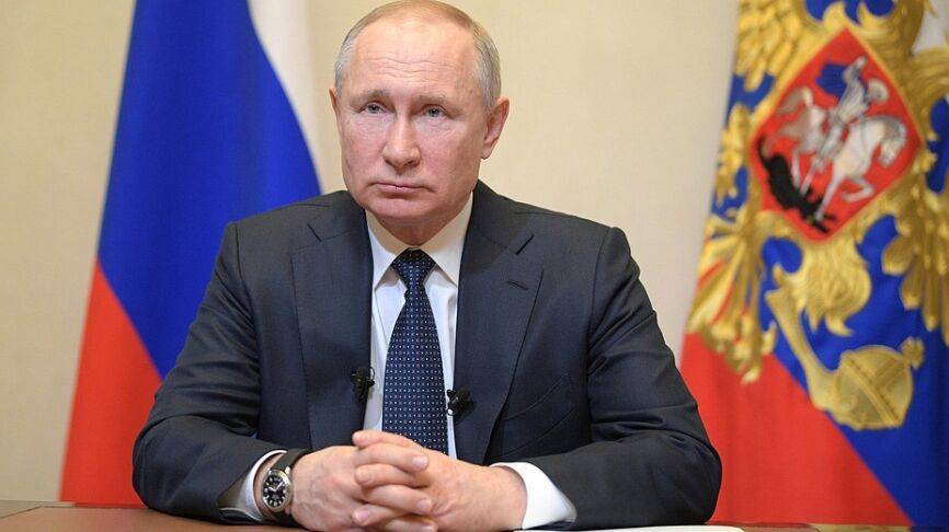 Кремль сообщил о регулярном тестировании Путина на коронавирус