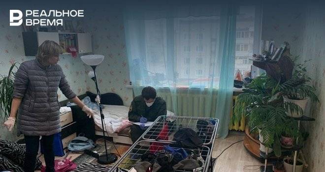 В Марий Эл в квартире с ножевыми ранениями обнаружено тело матери и двоих ее детей