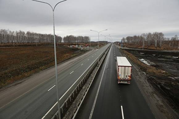 Казахстан определил пункт на границе с Россией, где будут пропускать транзитные фуры