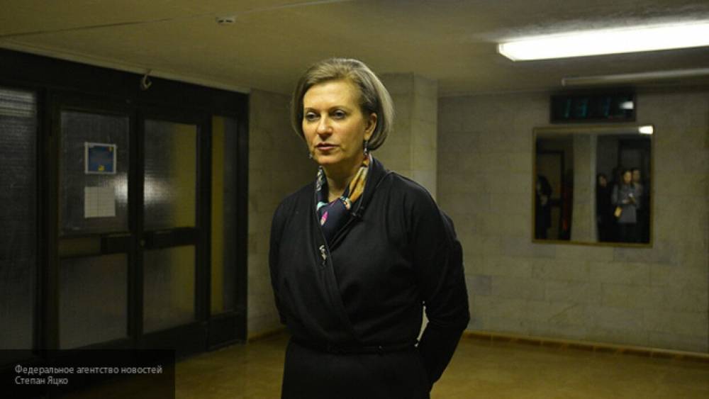 Попова поручила губернаторам ввести контроль за нераспространением COVID-19