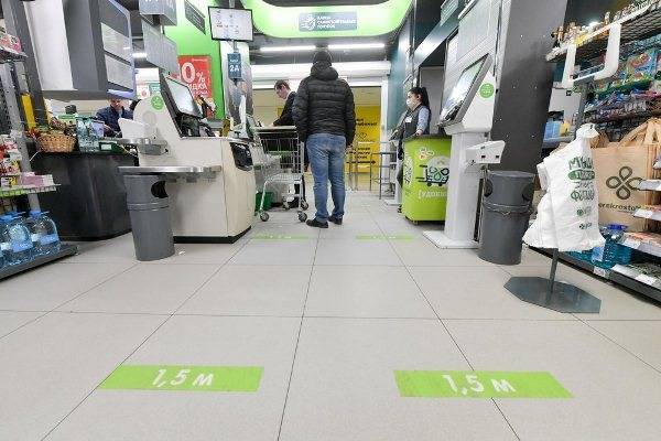Российские власти заявили о спаде ажиотажа в магазинах