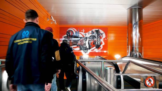 С апреля в петербургской подземке усилят дезинфекцию поездов и пассажирских зон