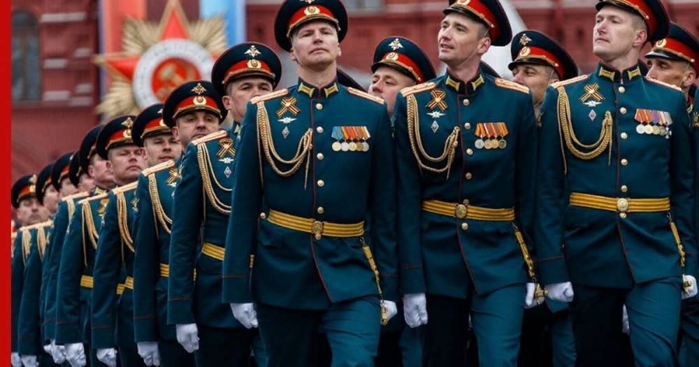 Кремль прокомментировал возможный перенос парада Победы