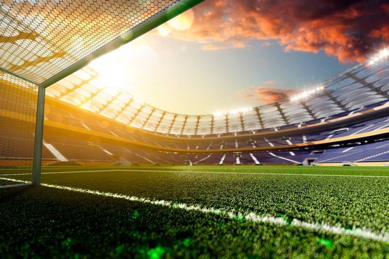 УЕФА возобновит розыгрыш еврокубков не раньше июля, матчи будут проходить без зрителей — ZDF