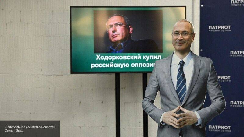 Песков негативно воспринял эфир Ходорковского на "Эхо Москвы"