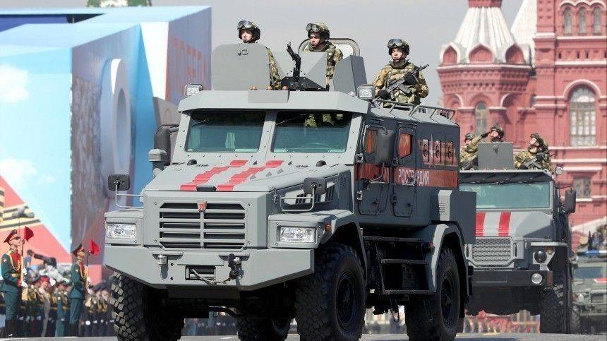 В Кремле не принимали решения о переносе Парада Победы 9 мая