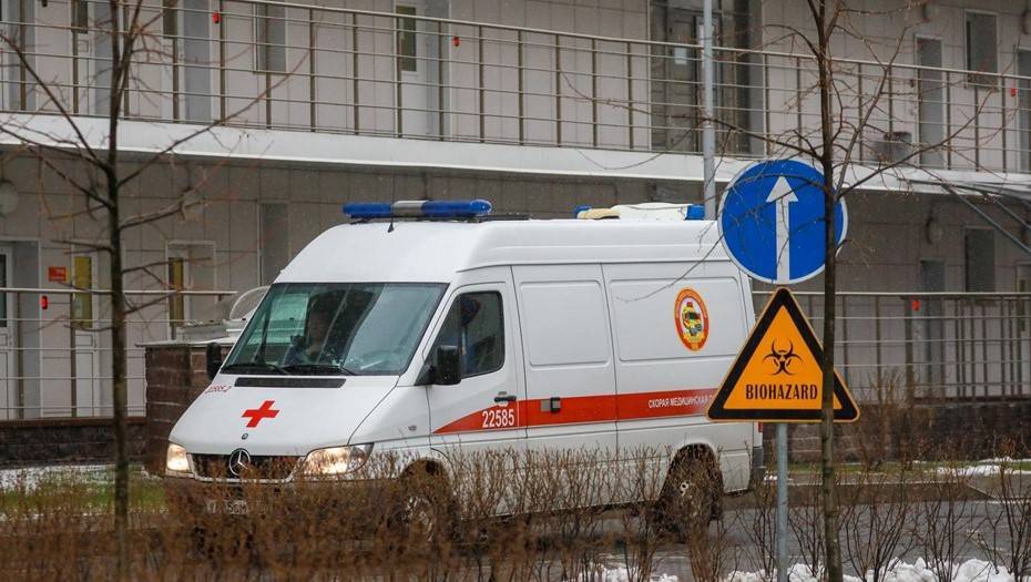 В больнице Сыктывкара коронавирусом заразились 53 человека
