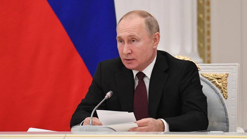 Путин объяснил желание уехавших жить за рубеж граждан вернуться в РФ