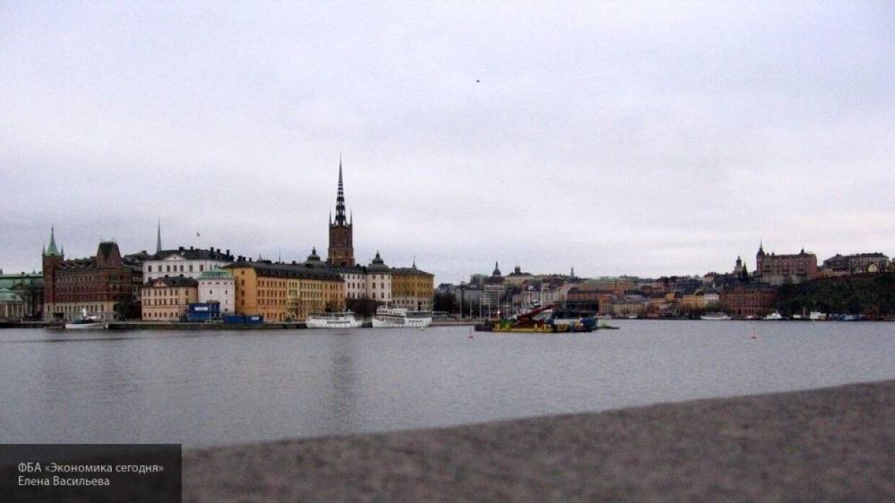 Жители Стокгольма рассказали о борьбе с COVID-19 "коллективным иммунитетом"