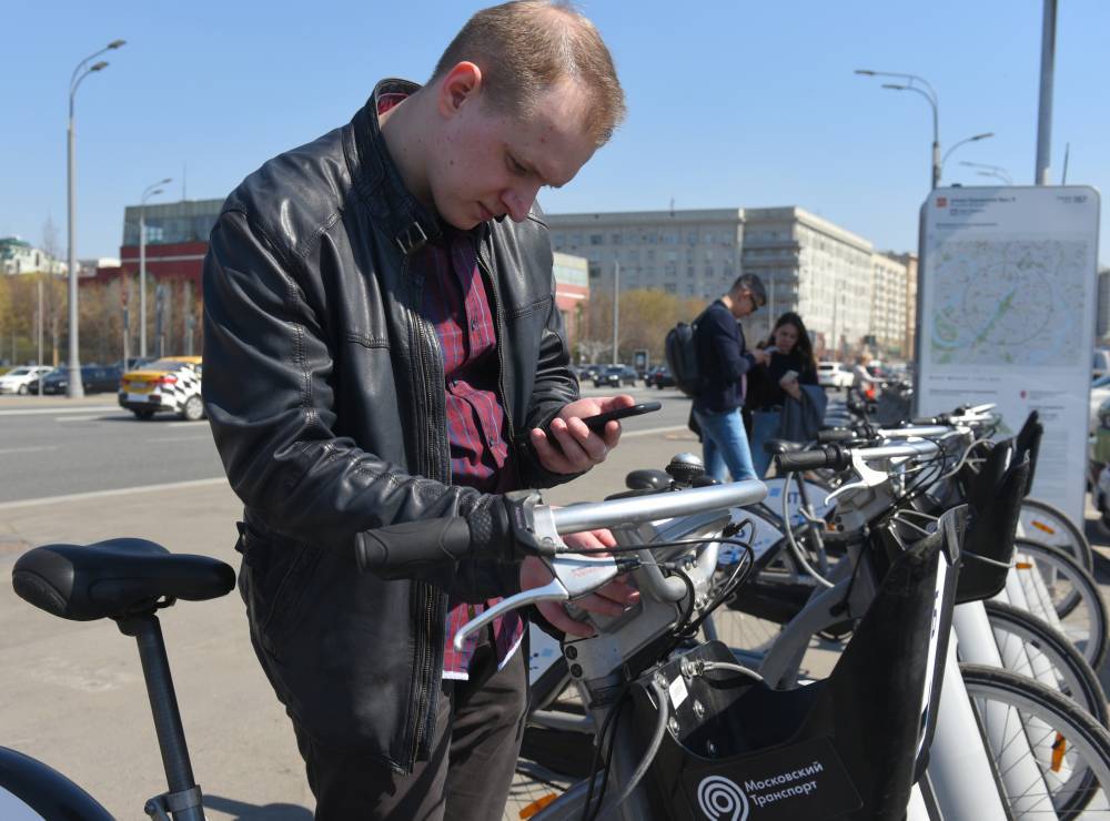 Велопрокат начал работу в Москве только для курьеров и волонтеров