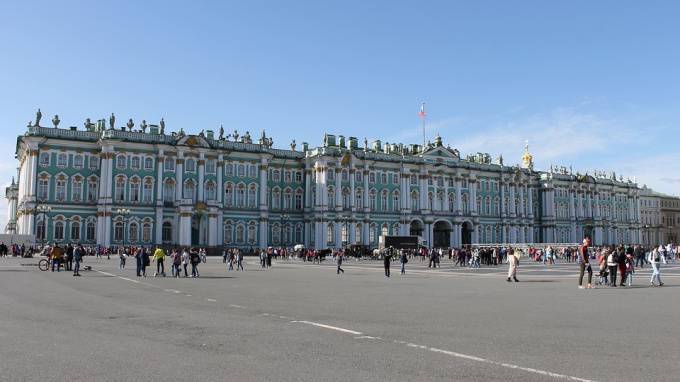 Названы размеры штрафов за нарушение самоизоляции в Петербурге