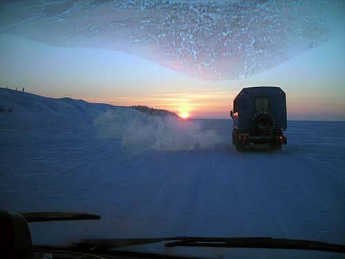 Зимняя переправа Салехард - Надым закрыта из-за погодных условий
