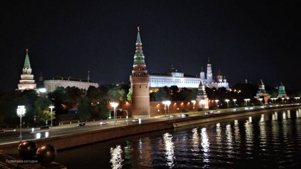 Кремль сообщил подробности телефонных переговоров Путина с главами США и Саудовской Аравии