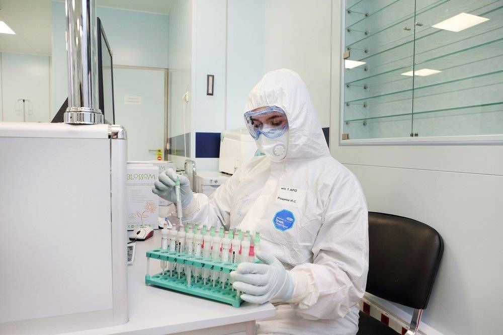 Около 15 тысяч экспресс-тестов на коронавирус производится в столице за сутки