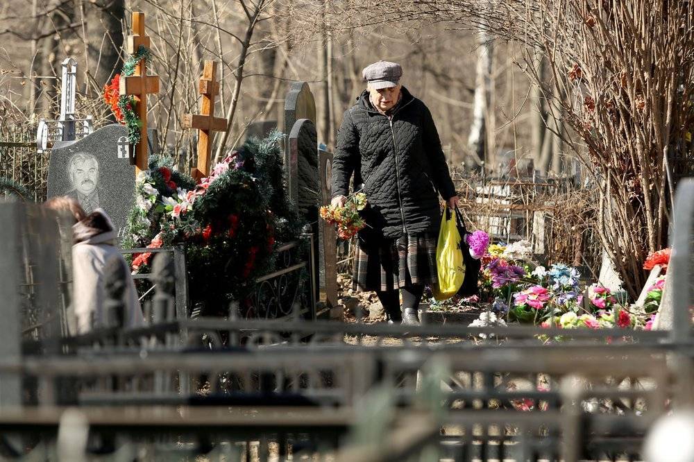 В РПЦ отреагировали на закрытие кладбищ в Москве