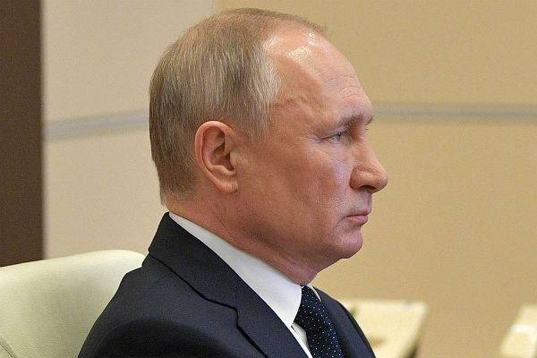 Путин потребовал сохранить лидерство РФ в пилотируемой космонавтике