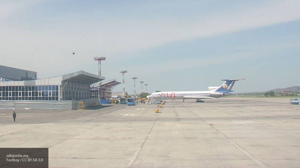 Пассажирский самолет подал сигнал тревоги в небе над Ростовской областью