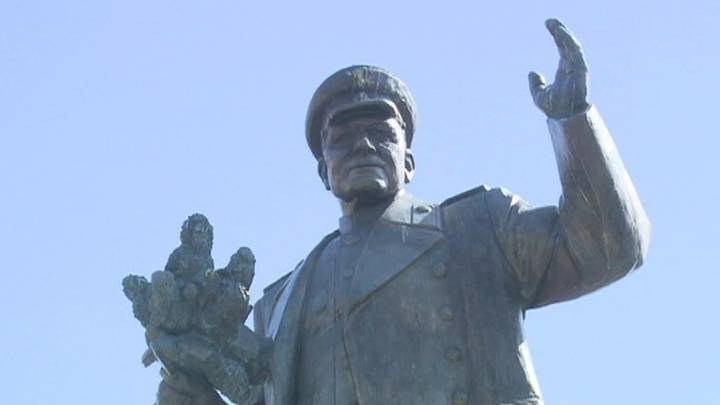 Москва призвала Прагу либо восстановить памятник Коневу, либо отдать