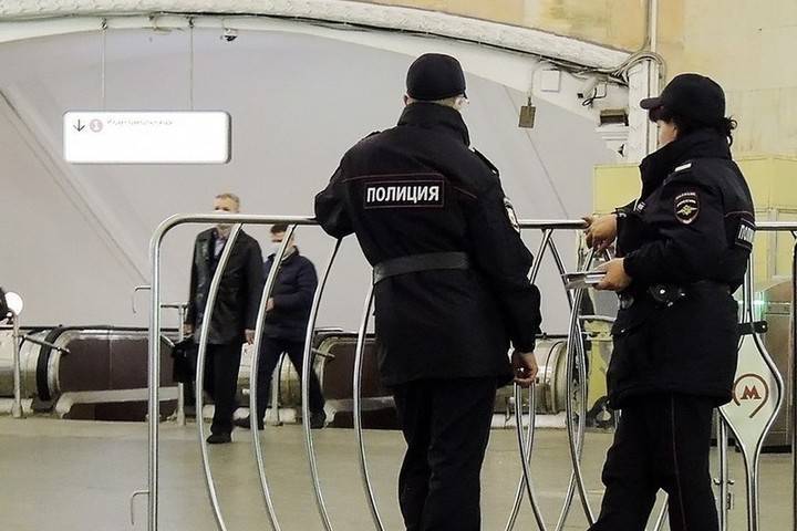 В Москве планируют тестировать на коронавирус полицейских