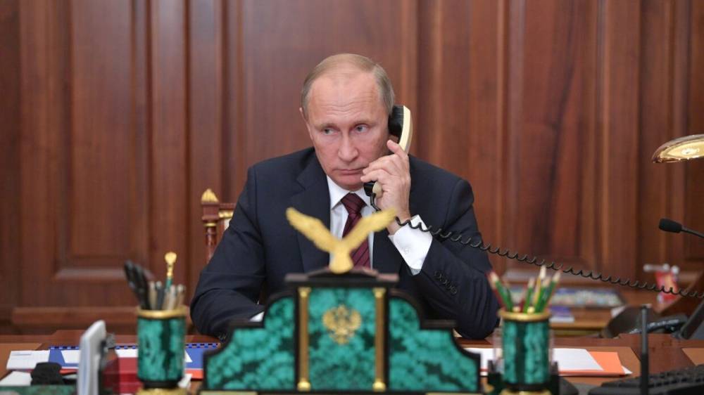 Путин и Трамп обсудили стабилизацию нефтяного рынка