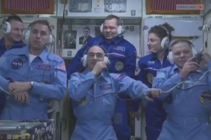 Экипаж МКС поздравил дочь Сергея Королева