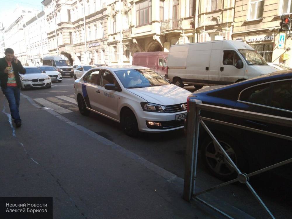Такси и каршеринги без лицензии перестанут работать в Москве со следующей недели