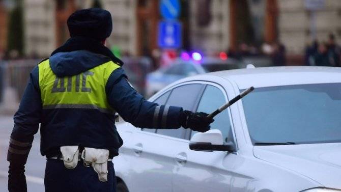 Пандемия: в Москве начнут штрафовать нарушивших самоизоляцию водителей