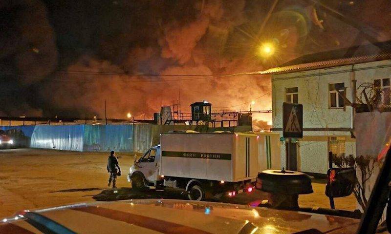 В Иркутской области заключенные устроили бунт и колоссальный пожар