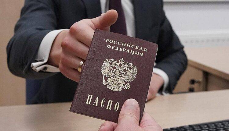 МВД не будет штрафовать за просроченные паспорта и права