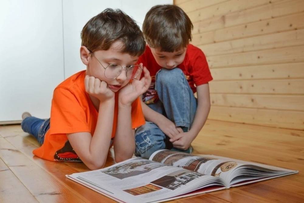 Собянин: детские пособия повышаются в Москве