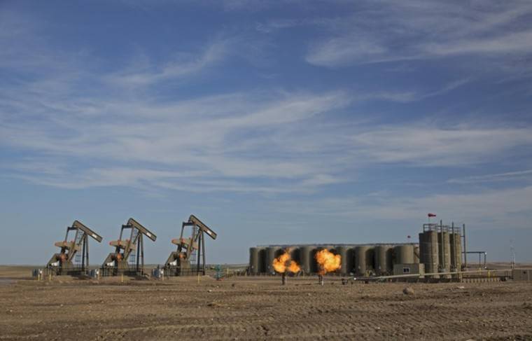 США, Канада и другие страны сократят добычу нефти на 5 млн баррелей