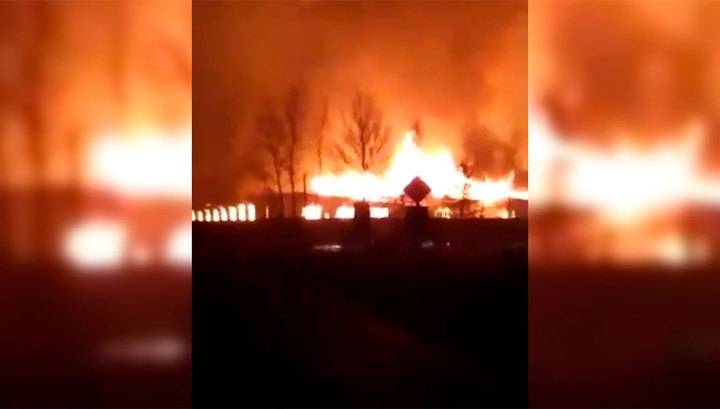 Площадь пожара в колонии города Ангарска Иркутской области составила 30 тысяч кв. метров