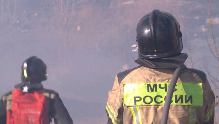 В 57 субъектах России открыт пожароопасный сезон, борьба с огнем продолжается