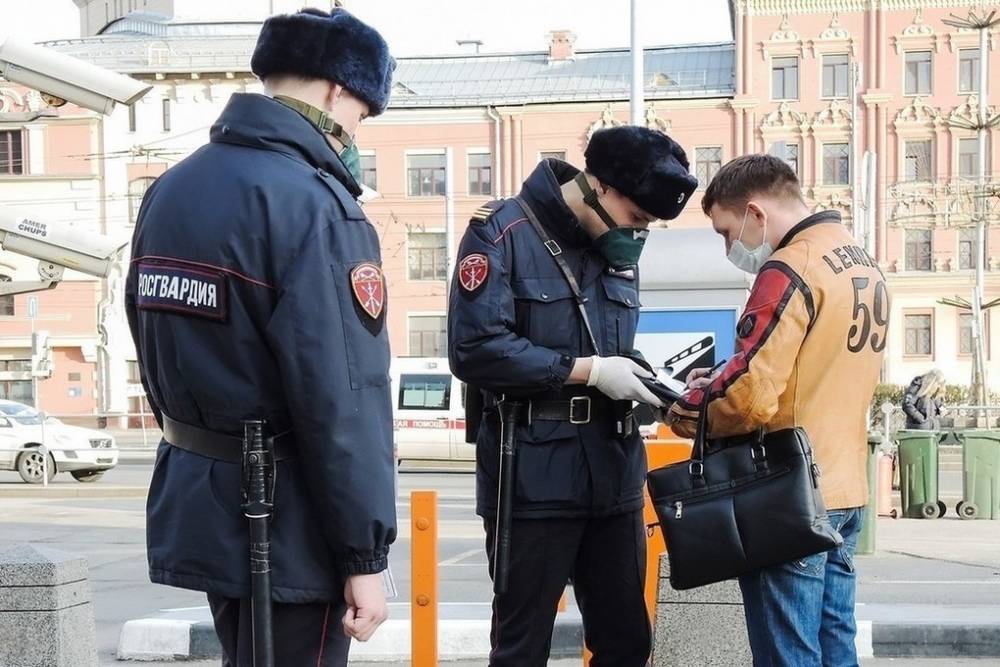 Росгвардия увеличила количество патрулей в Москве из-за коронавируса