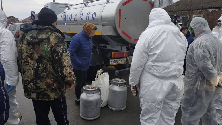 Первый "короно-бунт" подавлен: у жителей села Заокское выкупили молоко