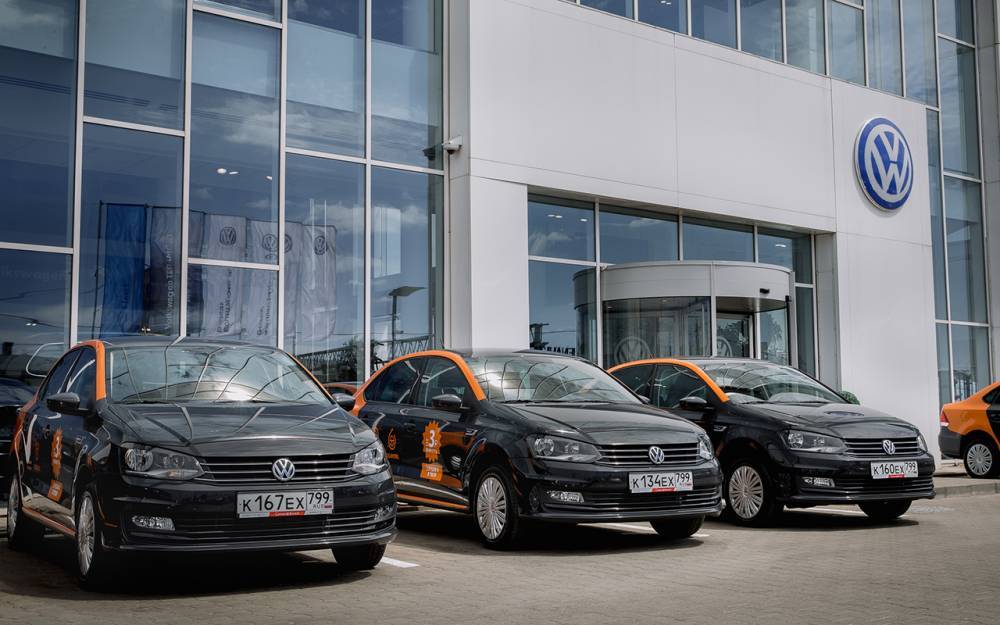 Volkswagen выделил 100 автомобилей Polo для помощи пенсионерам
