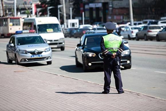 В Москве полиция круглосуточно патрулирует улицы. На въездах появились наряды ДПС