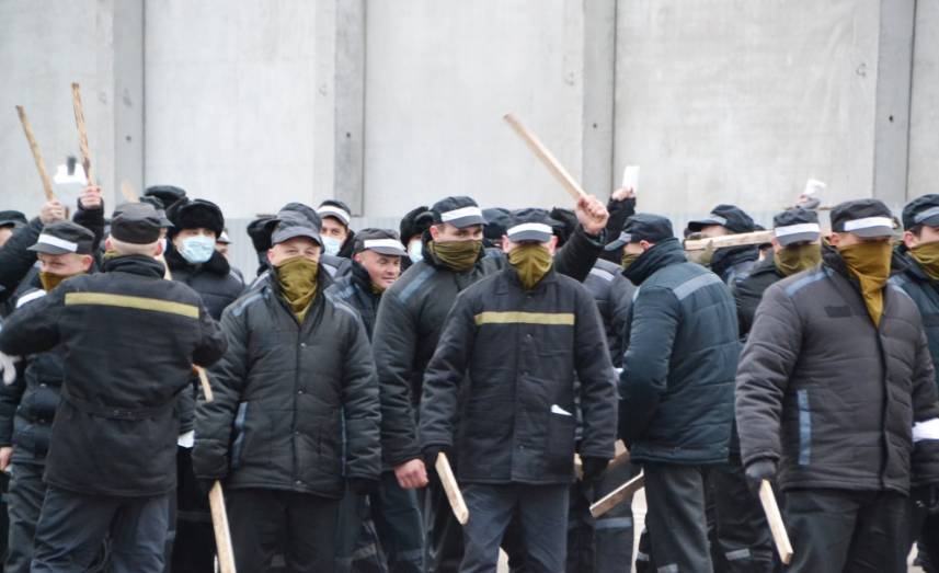В Москве задержали активистов, выступающих в поддержку заключенных ИК-15 в Иркутской области