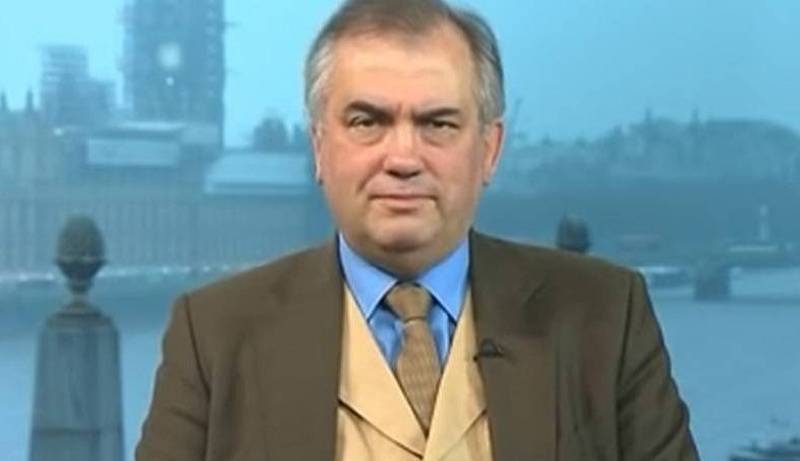 В Лондоне умер российский политолог Александр Некрасов