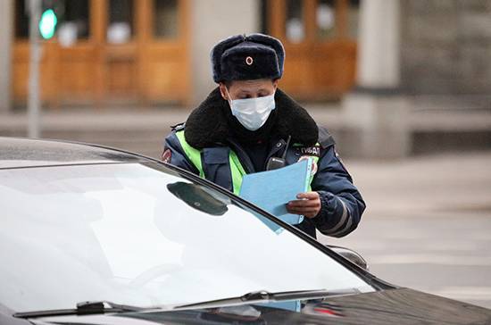 СМИ: ГИБДД ограничила въезд в Москву автомобилей с региональными номерами